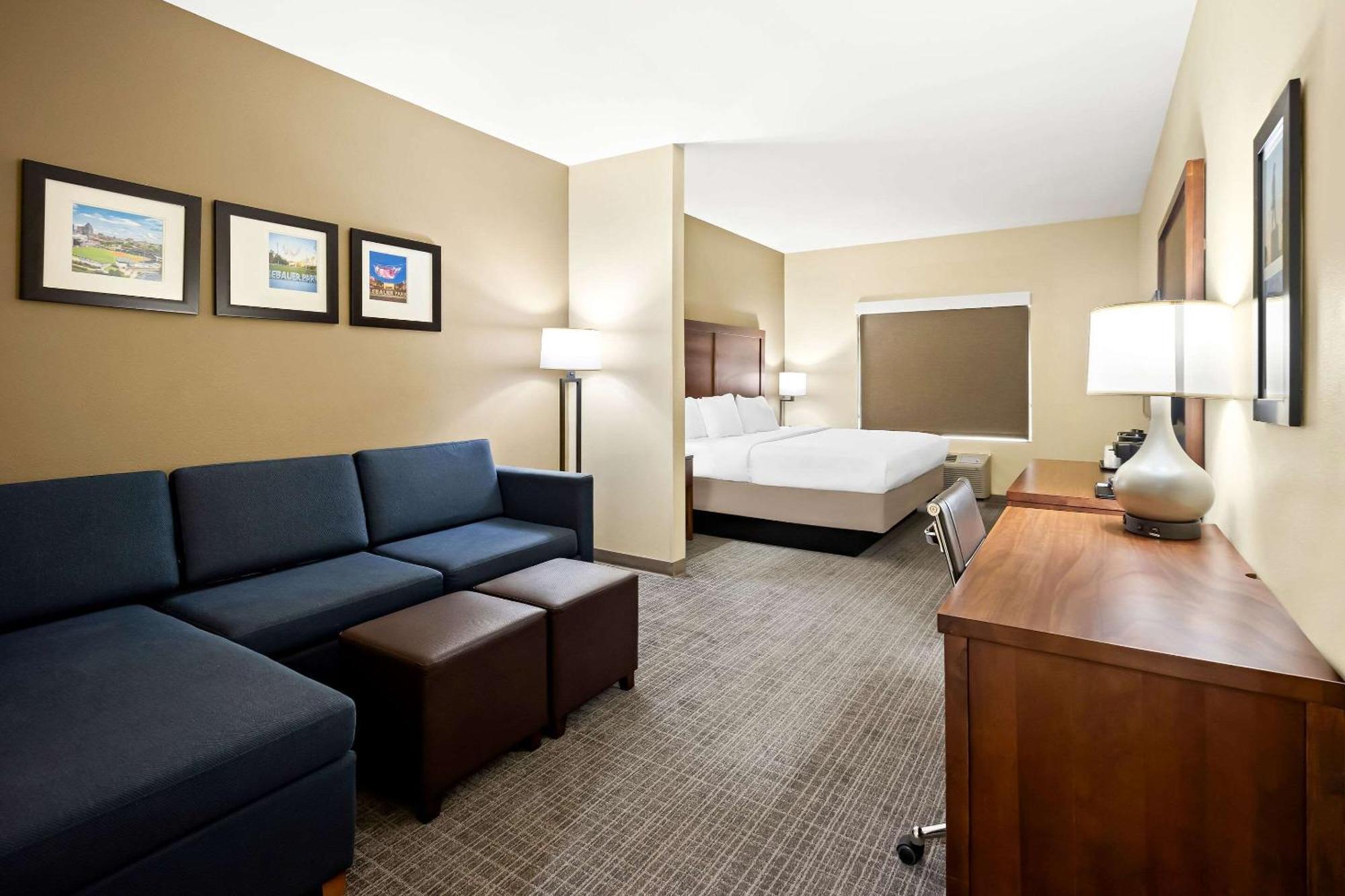 Comfort Inn & Suites High Point - Archdale Kültér fotó